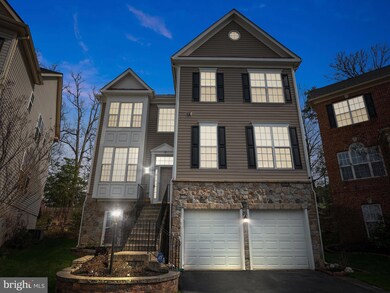 7224 Lyndam Hill Cir, Lorton, VA 22079 - photo 3