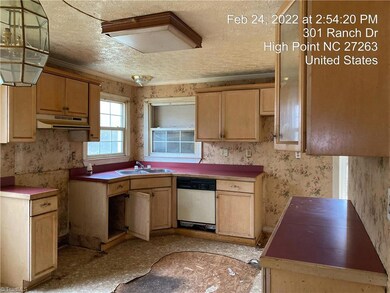 301 Ranch Dr, High Point, NC 27263 - photo 3