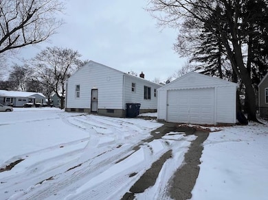 4702 Warrington Dr, Flint, MI 48504 - photo 3