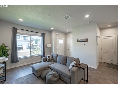 4465 Ninebark Loop, Sweet Home, OR 97386 - photo 4