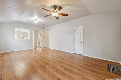 10806 Tiger Horse Dr, San Antonio, TX 78254 - photo 6