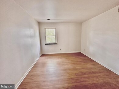 110 E 40th St unit 2, Wilmington, DE 19802 - photo 3