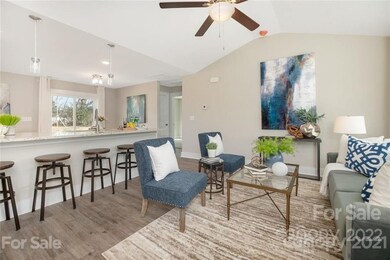 308 Durham Ave, Statesville, NC 28677 - photo 5