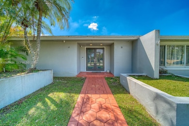 10860 SW 124th Rd, Miami, FL 33176 - photo 3