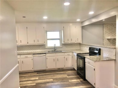 213 Oxmoor Dr, Anderson, SC 29625 - photo 2