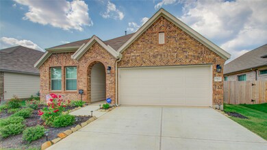 11422 Raven Claw Dr, Tomball, TX 77375 - photo 2