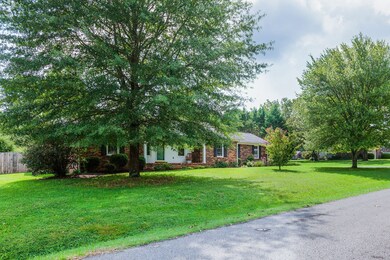 5002 Criddle Dr, Columbia, TN 38401 - photo 2