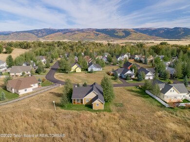 782 Streamside St, Driggs, ID 83422 - photo 6