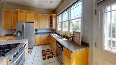 16 Frazier Way, Scott Depot, WV 25560 - photo 5