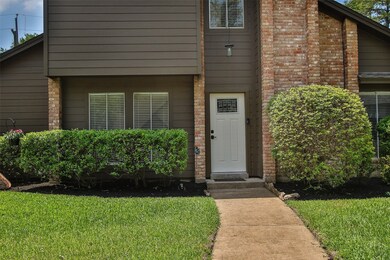 15715 Oxenford Dr, Tomball, TX 77377 - photo 3