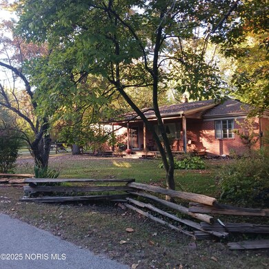 313 E State Line Rd, Toledo, OH 43612 - photo 2