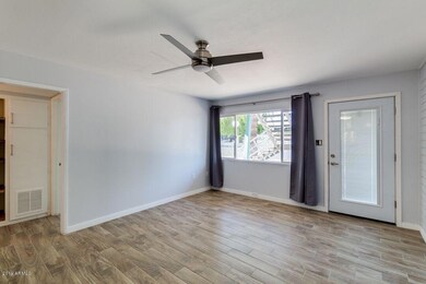 402 W Earll Dr unit 5, Phoenix, AZ 85013 - photo 7