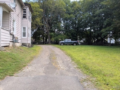 11 Vine St, Binghamton, NY 13903 - photo 2