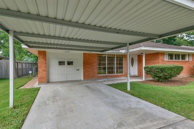 2102 Saxon Dr, Houston, TX 77018 - photo 5