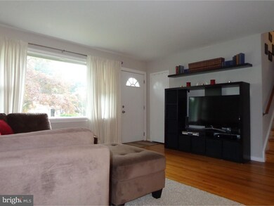 602 Haws Ln, Oreland, PA 19075 - photo 4