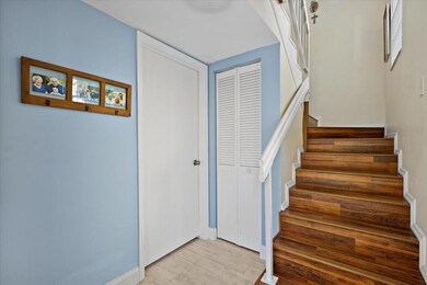 1015 Lake Shore Dr unit 105, West Palm Beach, FL 33403 - photo 7