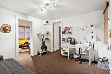 Entrance, bonus room/office space