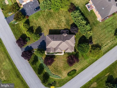 10913 Sasha Blvd, Hagerstown, MD 21742 - photo 5