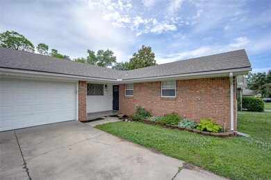 1527 N Pennsylvania Ave, Shawnee, OK 74804 - photo 3