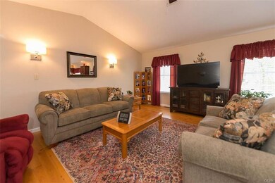 3325 Foxtail Ln, Danielsville, PA 18038 - photo 6