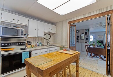 Kitchen to dining area