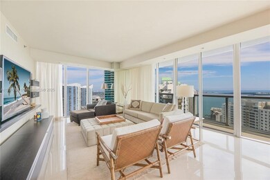 Icon Brickell Tower 1 unit 3801, Miami, FL 33131 - photo 4