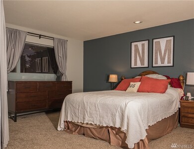 8229 212th St SW unit 303, Edmonds, WA 98026 - photo 7