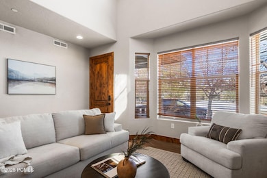 6095 N Fox Pointe Cir unit A1, Park City, UT 84098 - photo 4