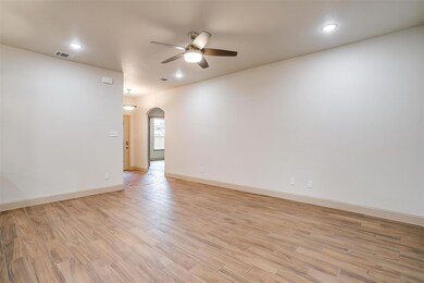 222 W Heard St, Cleburne, TX 76033 - photo 7