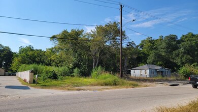 6423 Lockwood Dr, Houston, TX 77028 - photo 5