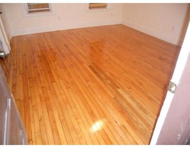 487 Quincy St, Dorchester, MA 02125 - photo 7