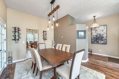 1654 Preston Woods Ct, Columbus, OH 43235 - photo 5