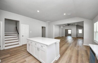 3527 Windmill Palm Dr, Manvel, TX 77583 - photo 2