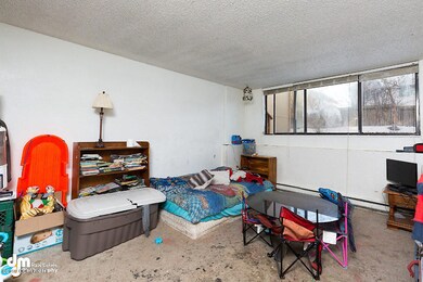 Living Room 20190125-DW-40443-SMALL