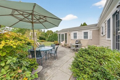 40 School St, South Dartmouth, MA 02748 - photo 5