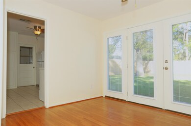 58 Caladium Ct, Lake Jackson, TX 77566 - photo 7