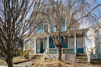 17 Ayrault St, Newport, RI 02840 - photo 2