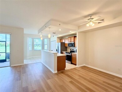 819 Fairwaycove Ln unit 102, Bradenton, FL 34212 - photo 4