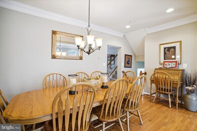 25806 Kirkwood Square, Chantilly, VA 20152 - photo 7