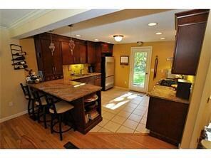 404 Stony Fort Rd, Saunderstown, RI 02874 - photo 5