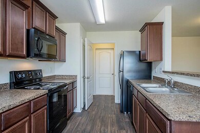 10502 Logger Pines Trail, Houston, TX 77088 - photo 3