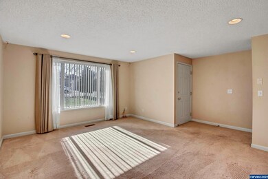 2079 Shiloh St SE, Salem, OR 97306 - photo 4