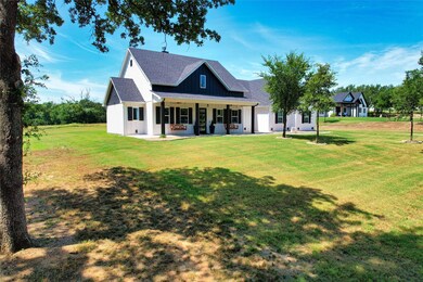 1004 Freedom Ct, Weatherford, TX 76088 - photo 4