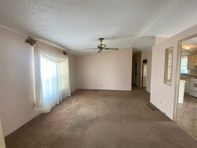 5430 Barbara St, Zephyrhills, FL 33542 - photo 4