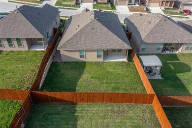 9741 Fallston Dr, Fort Worth, TX 76108 - photo 4