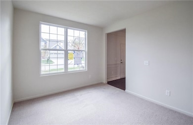 5432 Hibiscus Dr, Plainfield, IN 46168 - photo 2