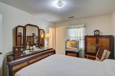 932 Savage Rd, Charleston, SC 29414 - photo 4