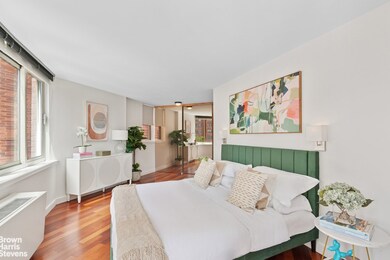 206 E 95th St unit 12B, New York, NY 10128 - photo 6