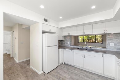 6670 Villa Sonrisa Dr unit 221, Boca Raton, FL 33433 - photo 7