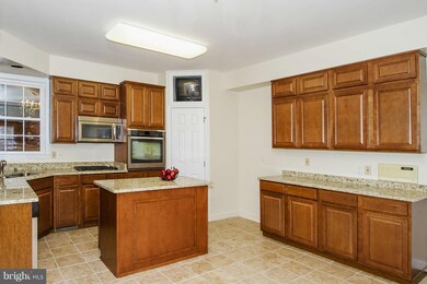 8552 Willow Wisp Ct, Laurel, MD 20723 - photo 7